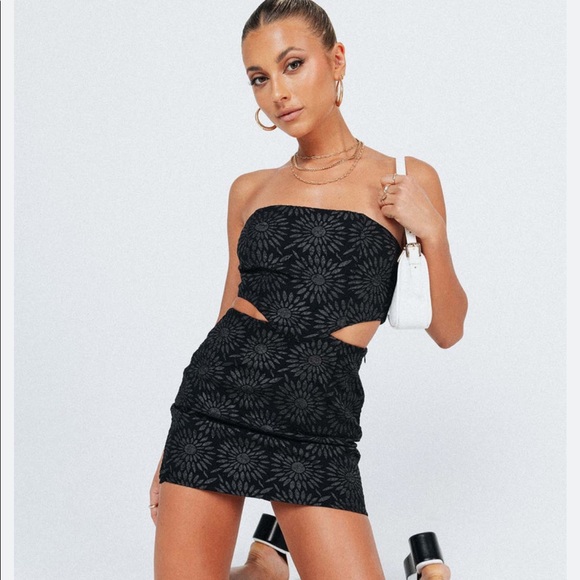Perfect condition black cut out Princess polly dress - Picture 1 of 2